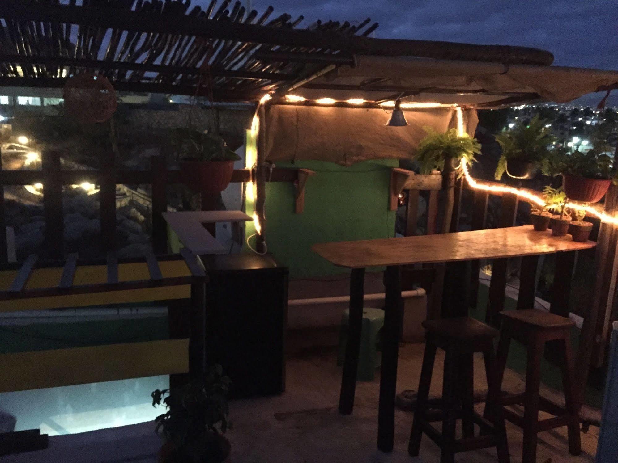 Bajas Cactus Hostel 카보산루카스 외부 사진
